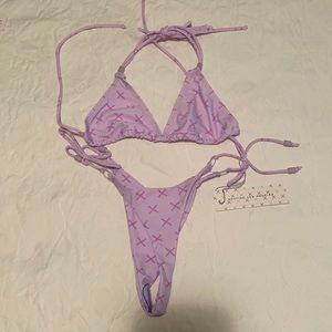 BoutineLA logo print bikini with bags and padding